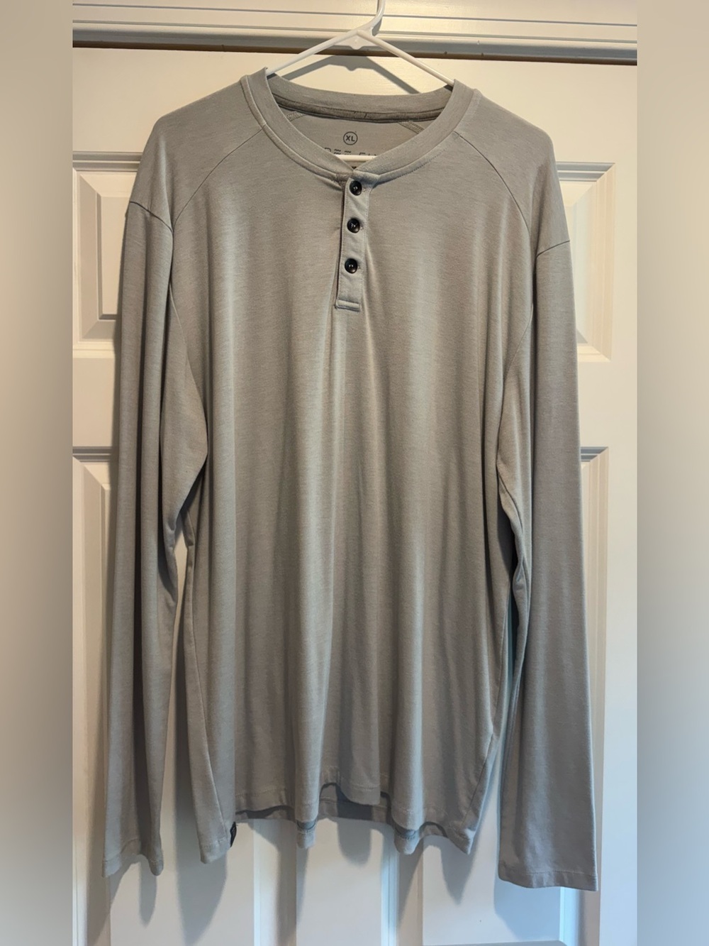 Men's Freefly Long Sleeve Henley Performance Bamboo Shirt - Soft Light Gray